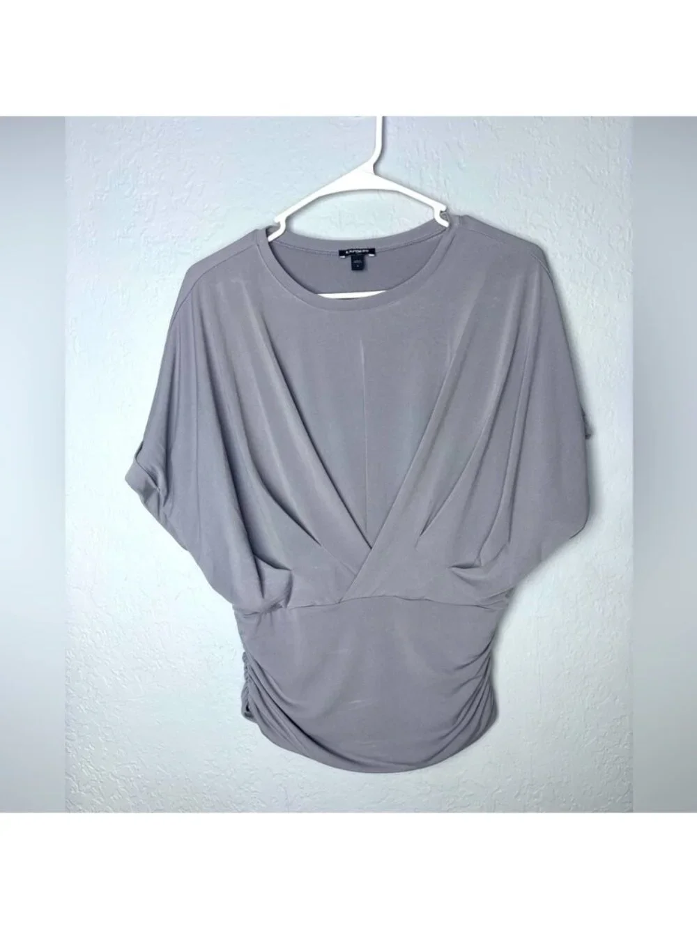 Gray Blouse Elegant Top‎